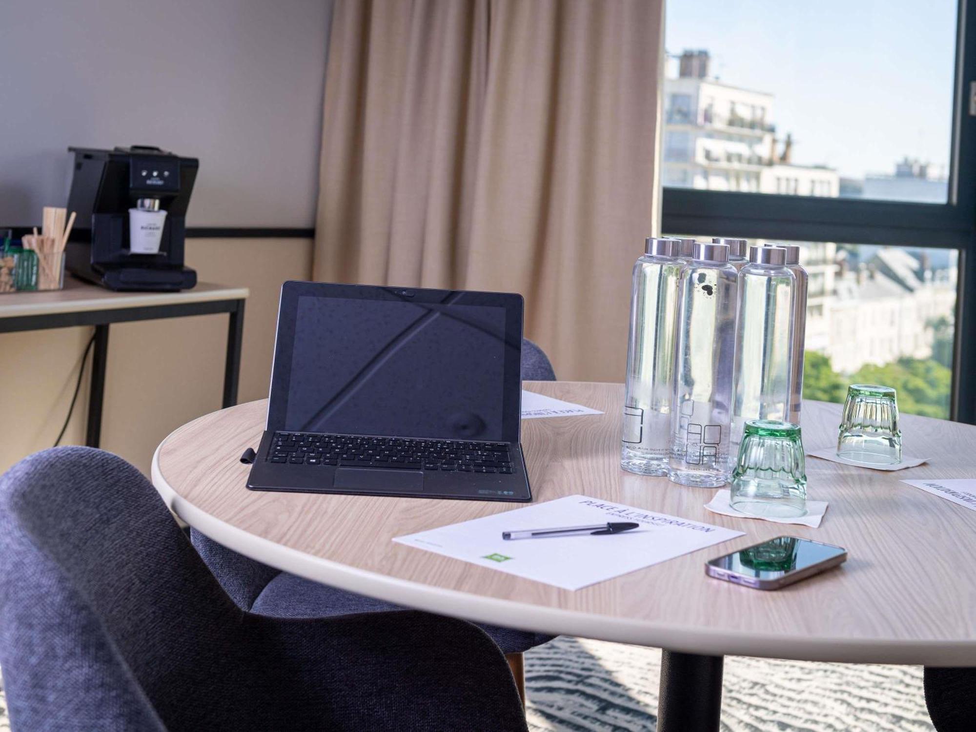 Ibis Styles Tours Centre Hotel Екстериор снимка